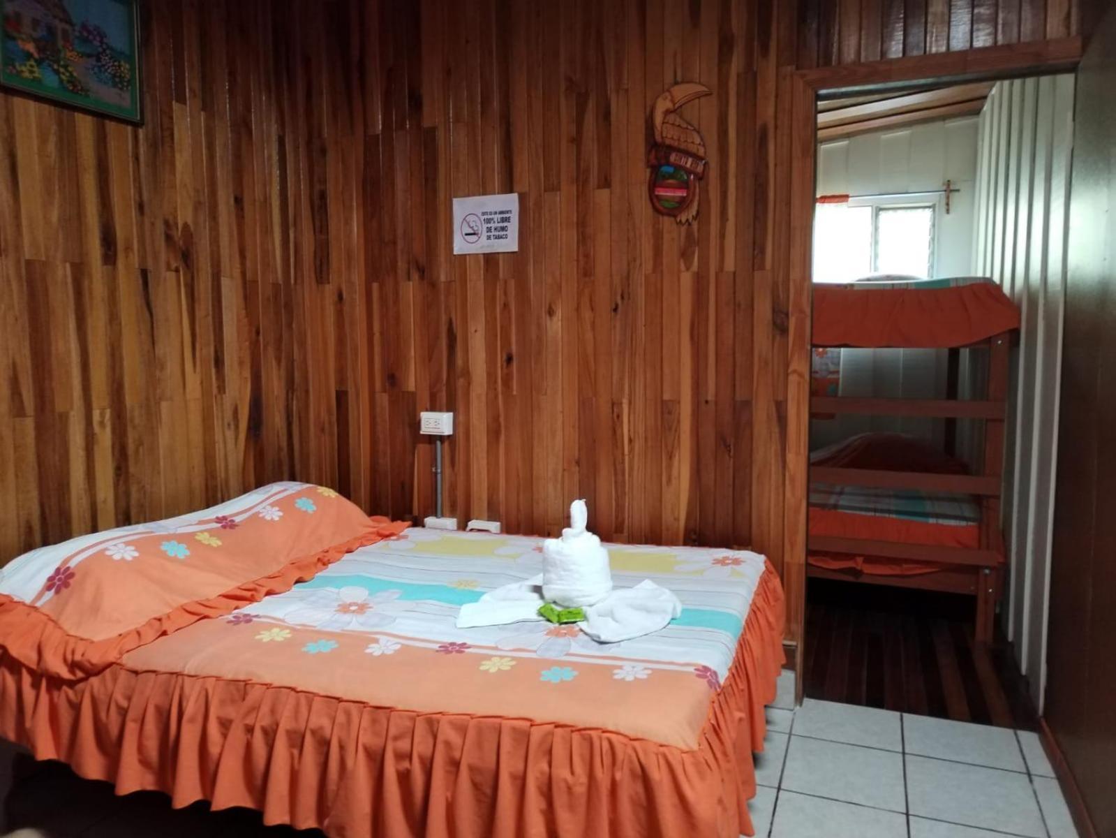 Pension Y Cabinas Colibri B&B Costa Rica Monteverde 외부 사진