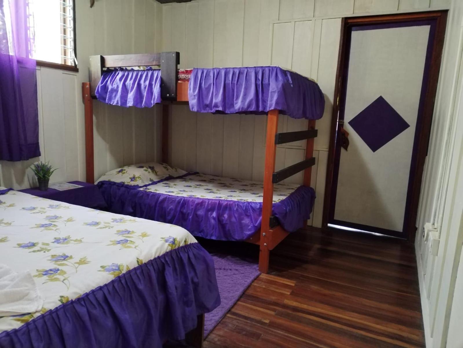 Pension Y Cabinas Colibri B&B Costa Rica Monteverde 외부 사진